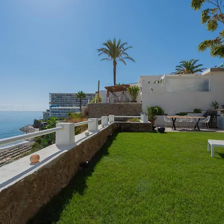Apartment Private 250sqm Garden Duplex, Jacuzzi, Cinema, Sea View Escape Torremolinos