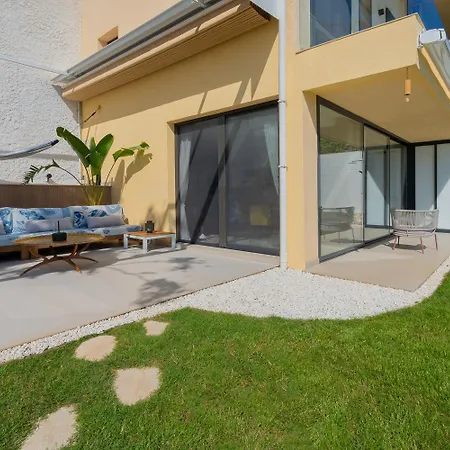 Apartment Private 250sqm Garden Duplex, Jacuzzi, Cinema, Sea View Escape Torremolinos